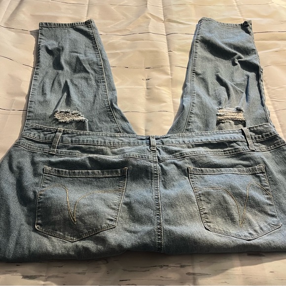 Light Wash A3 Denim Women's Plus Size Destructed Skinny Jeans, Size 26W - Picture 15 of 15
